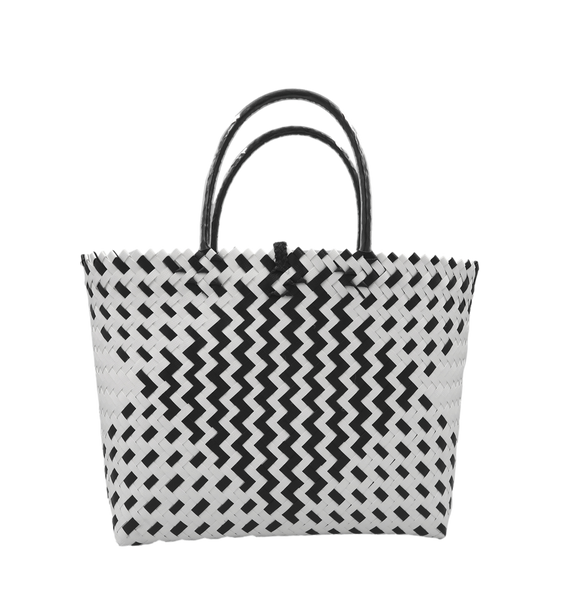 PENAN MONOCHROME SERIES CHEVRON